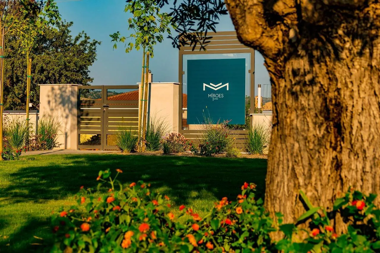 Miroes Suites Nikiti  Nikiti (Sithonia)