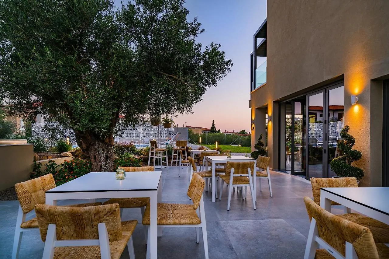 Miroes Suites Nikiti  0*, Nikiti (Sithonia)
